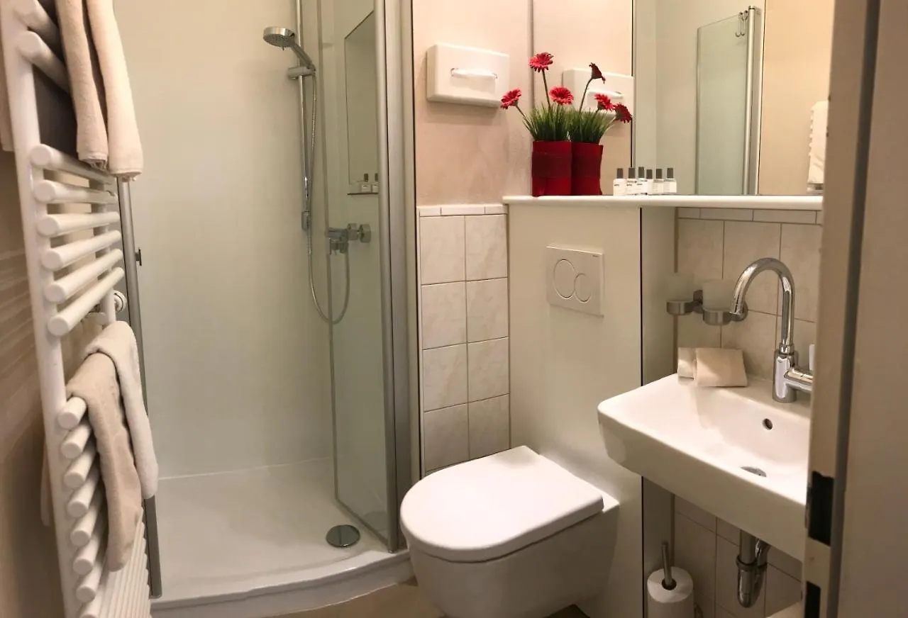 Aparthotel Christine Bad Füssing 3*,